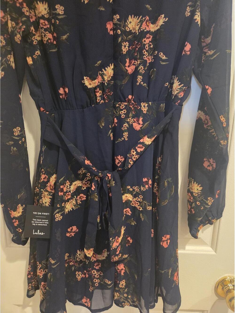 Lulus Floral Print Long Sleeve Dress Size Small - Picture 8 of 11